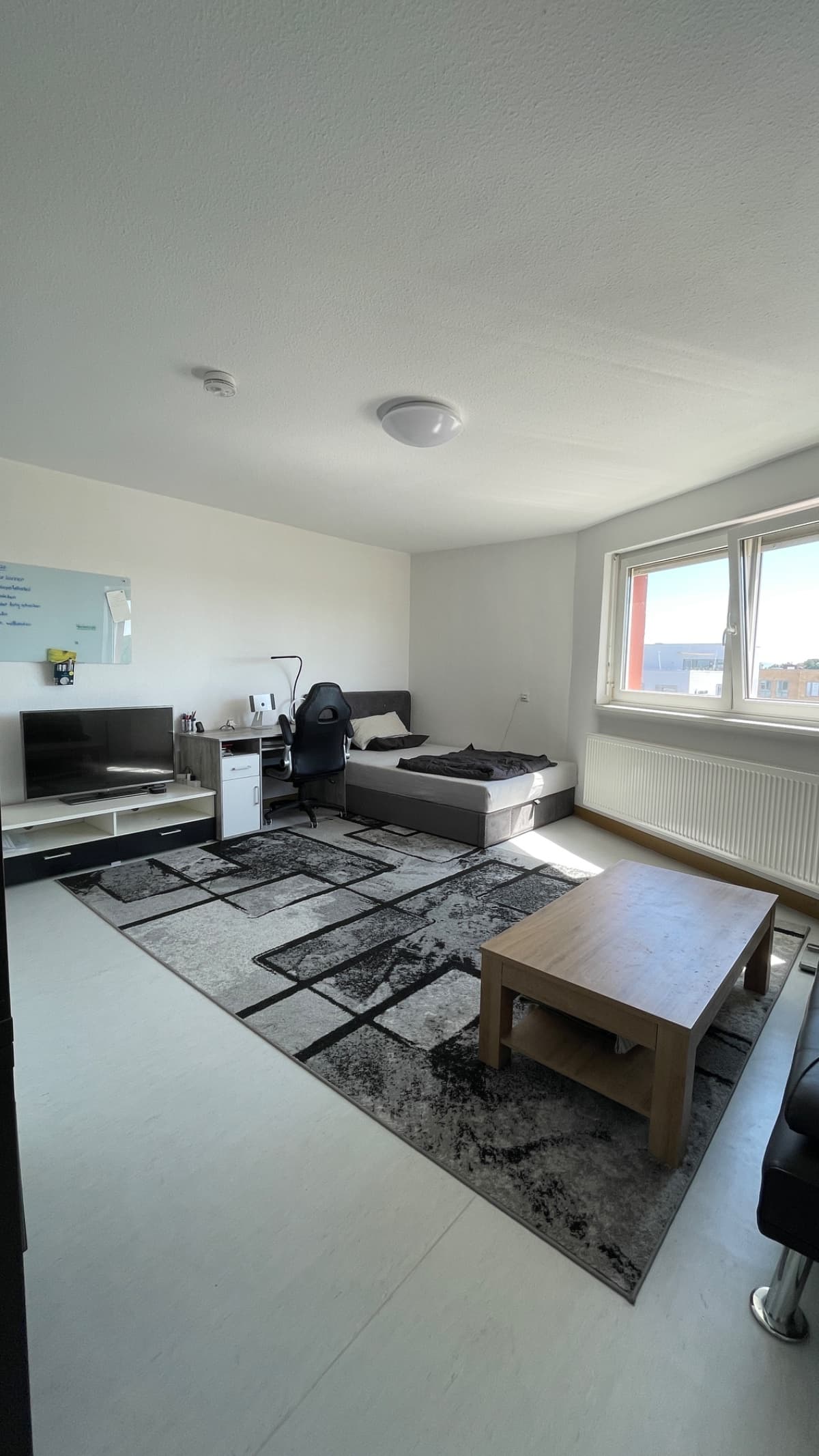 1 Zimmer Wohnung direkt an der Uniklinik